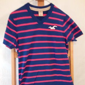Hollister v-neck tee